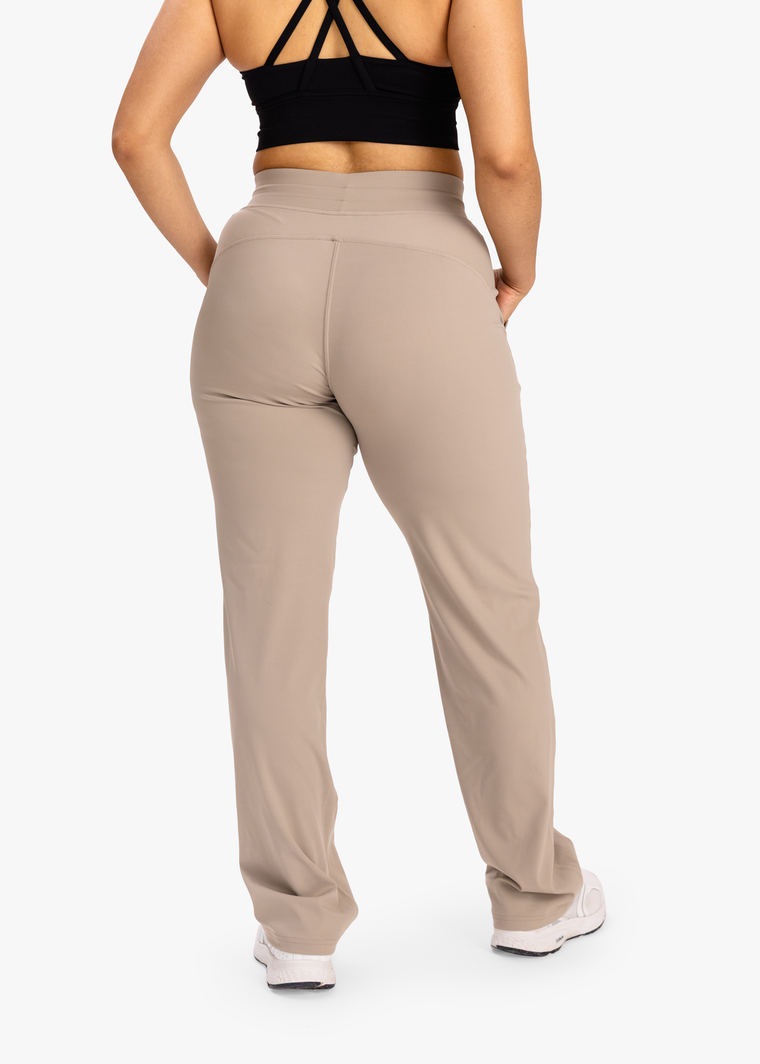 Pantalon droit d'échauffement Chai Latte