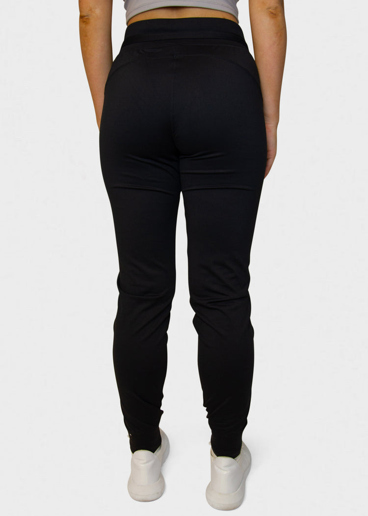 Kelsey - Size M | Jean Size 8 | 5’7