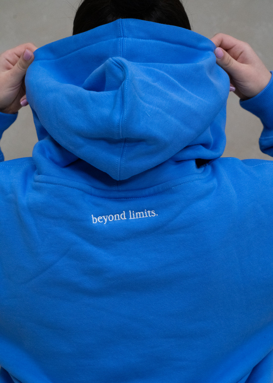 Sweat à capuche INHALE EXHALE Bleu nuage