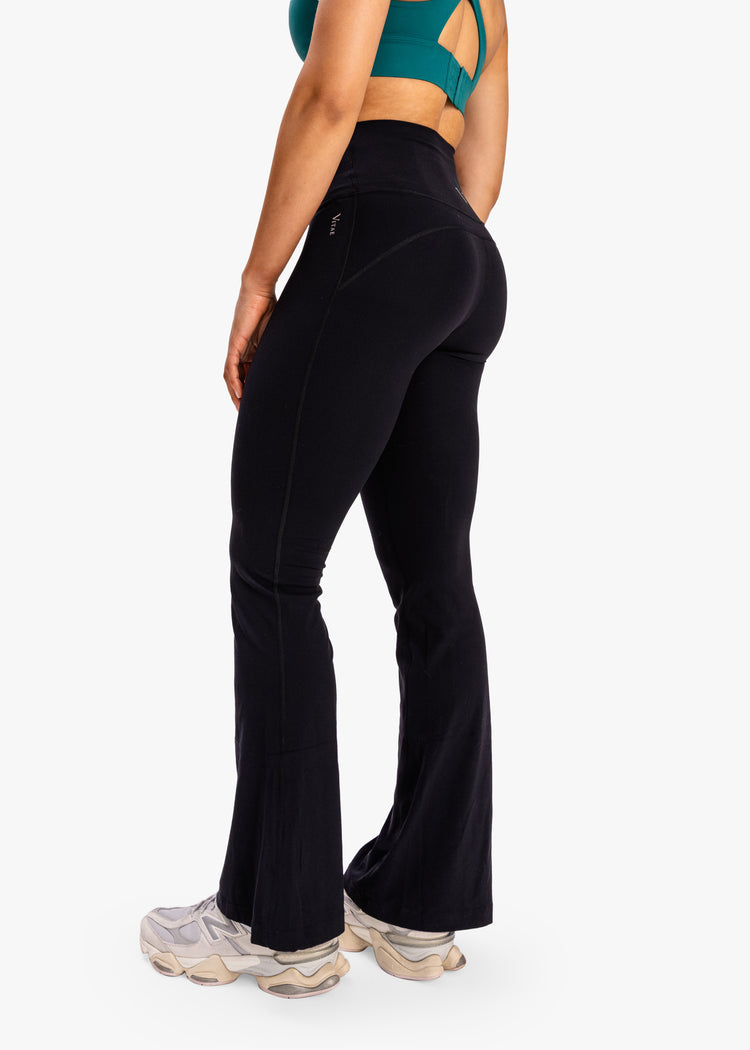 Justine - Size S | Bottom Size 4 | 5'9"