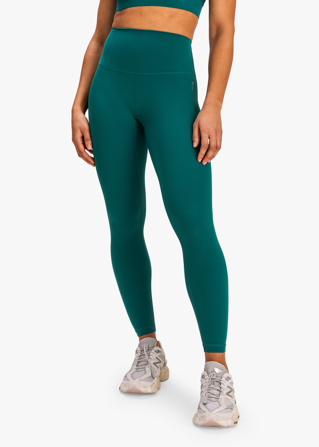 Justine - Size S | Bottom Size 4 | 5'9"