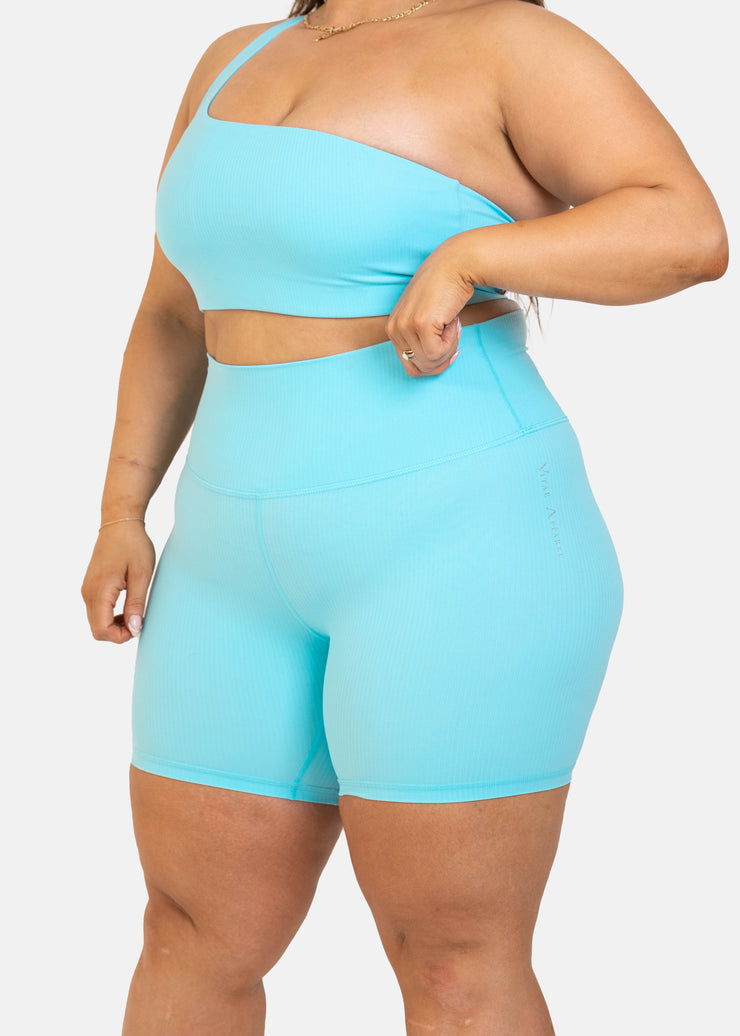 Luisa - Size XL | Jean Size 10-12 | Height 5’2"