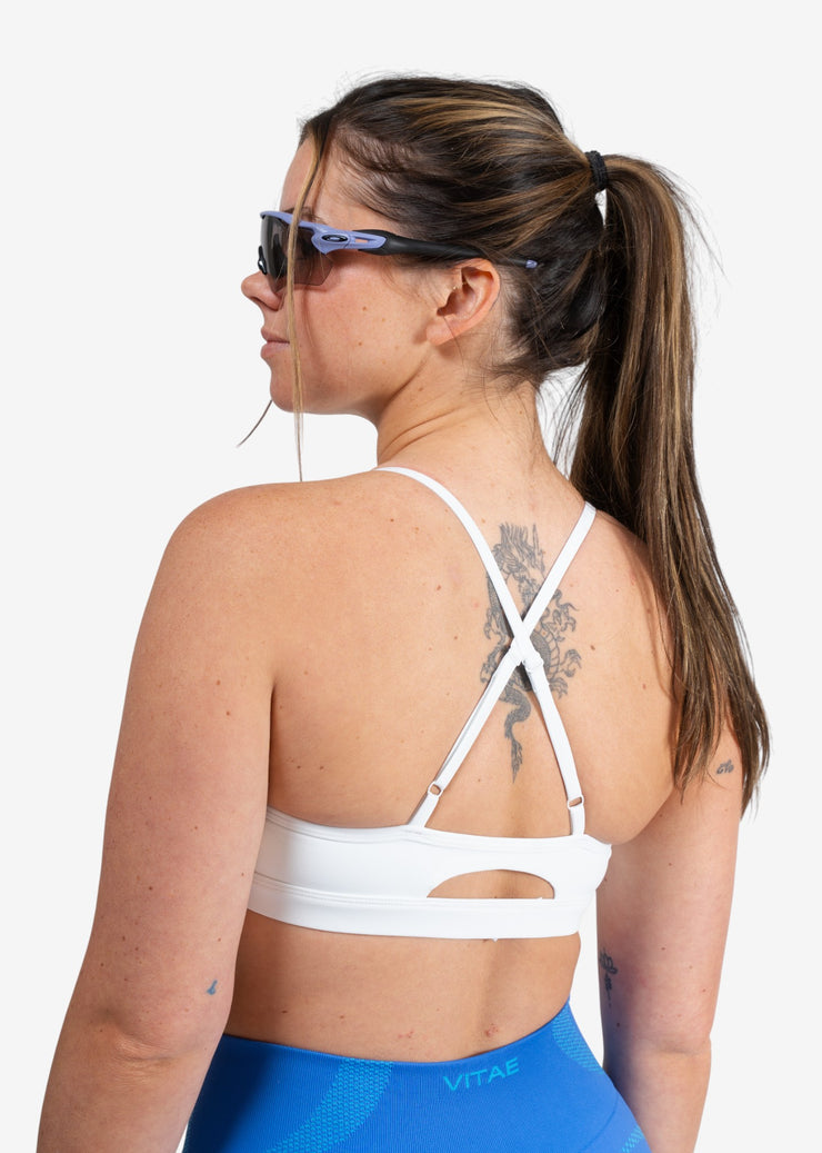 Megan - Size M | 32C