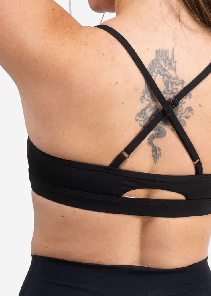 Megan - Size M | 32C