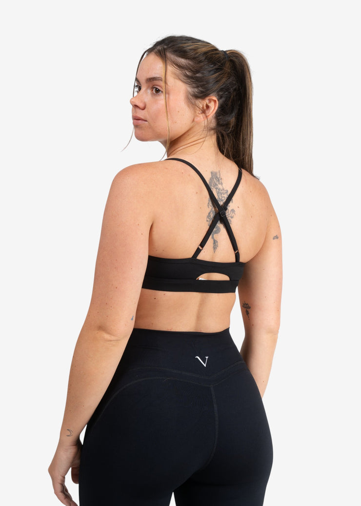 Megan - Size M | 32C