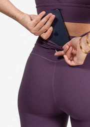 Megan M | Bottom Size 4 | 5'4"