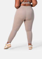 Lydia - Size XL | Jean Size 16 | 5'6